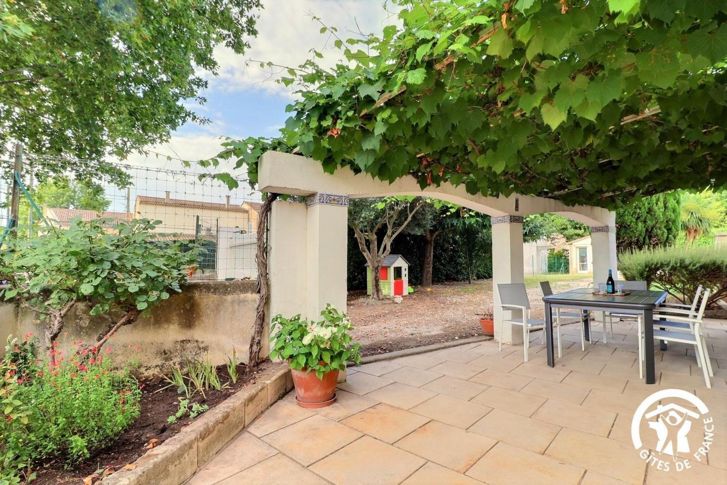 Villa Mariella Arles Bagian luar foto