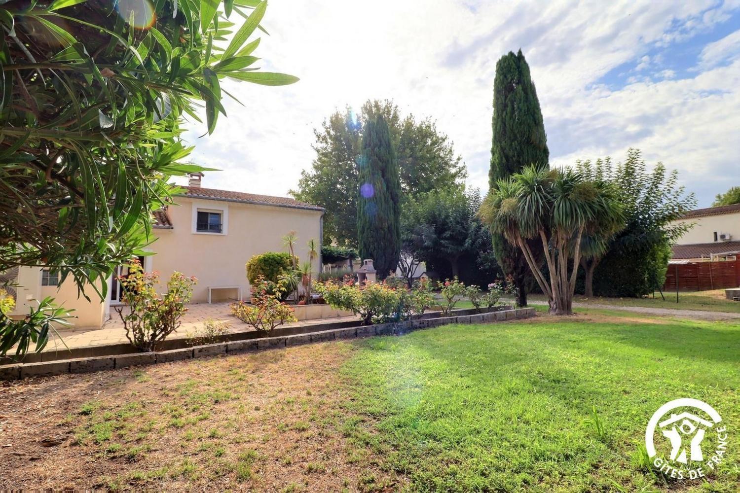 Villa Mariella Arles Bagian luar foto
